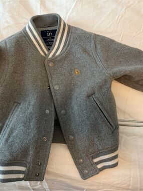 GAP Baby Navy Label on Gray Fleece Jacket